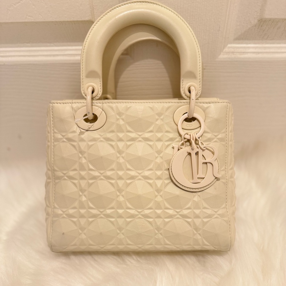 CHRISTIAN DIOR Calfskin Cannage Diamond Lady Dior Latte